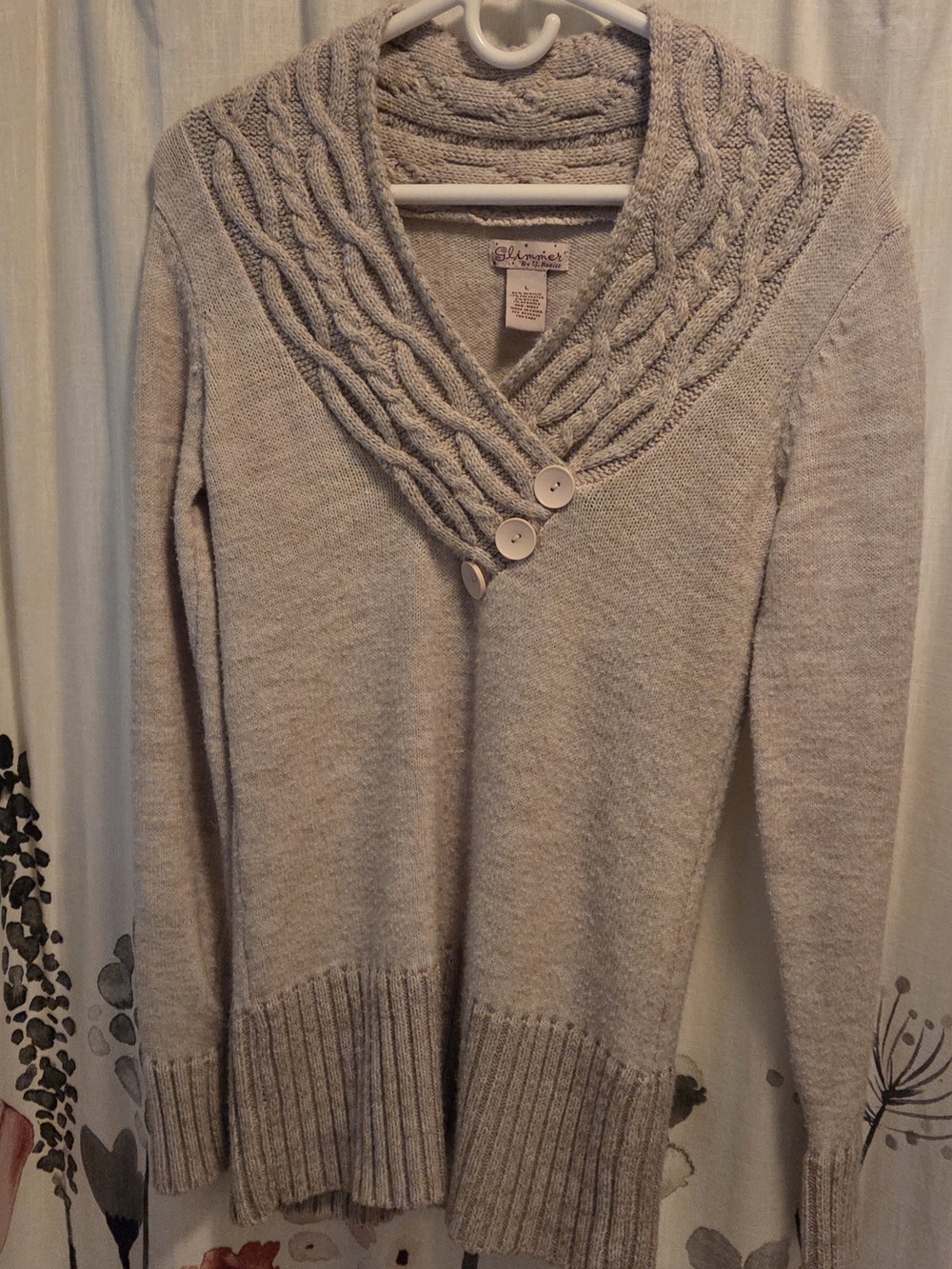 Shawl-Collar Cable Knit V-Neck Sweater - Cream